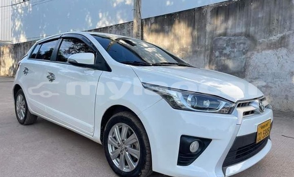 Buy Used Toyota Yaris White Car in Vientiane in Vientiane Province Buy Used Toyota Yaris White Car in Vientiane in Vientiane Province