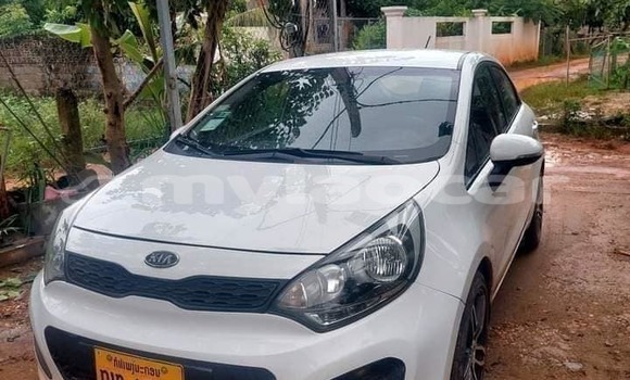 Buy Used Kia Carstar White Car in Vientiane in Vientiane Province Buy Used Kia Carstar White Car in Vientiane in Vientiane Province