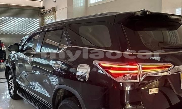 Buy Used Toyota Land Cruiser Black Car in Vientiane in Vientiane Province Buy Used Toyota Land Cruiser Black Car in Vientiane in Vientiane Province