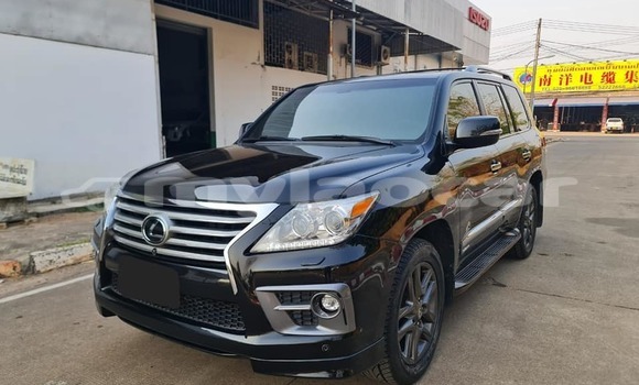 Buy Used Lexus LX 570 Black Car in Vientiane in Vientiane Province Buy Used Lexus LX 570 Black Car in Vientiane in Vientiane Province
