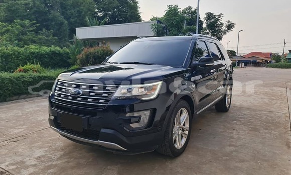 Buy Used Ford Explorer Black Car in Vientiane in Vientiane Province Buy Used Ford Explorer Black Car in Vientiane in Vientiane Province