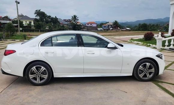 Buy Used Mercedes-Benz C–Class White Car in Vientiane in Vientiane Province Buy Used Mercedes-Benz C–Class White Car in Vientiane in Vientiane Province