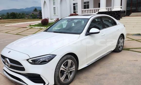 Buy Used Mercedes-Benz C–Class White Car in Vientiane in Vientiane Province Buy Used Mercedes-Benz C–Class White Car in Vientiane in Vientiane Province