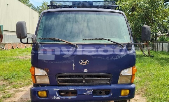 Buy Used Toyota Aqua Blue Car in Vientiane in Vientiane Province Buy Used Toyota Aqua Blue Car in Vientiane in Vientiane Province