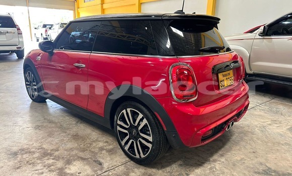 Buy Used Mini Cooper Red Car in Vientiane in Vientiane Province