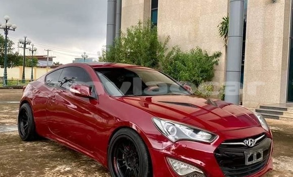 Buy Used Hyundai Genesis Red Car in Vientiane in Vientiane Province Buy Used Hyundai Genesis Red Car in Vientiane in Vientiane Province