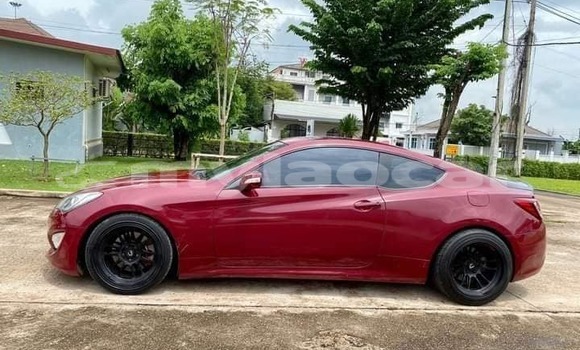 Buy Used Hyundai Genesis Red Car in Vientiane in Vientiane Province Buy Used Hyundai Genesis Red Car in Vientiane in Vientiane Province