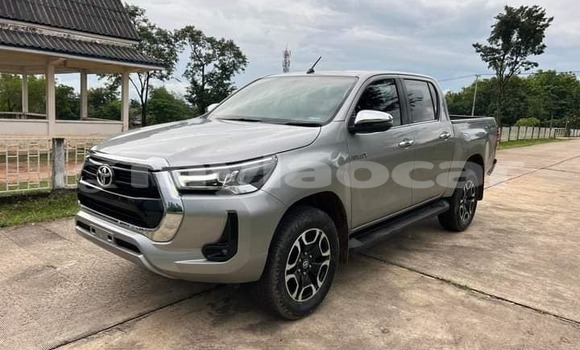 Buy Used Toyota Hiluxe Revo Other Car in Vientiane in Vientiane Province Buy Used Toyota Hiluxe Revo Other Car in Vientiane in Vientiane Province