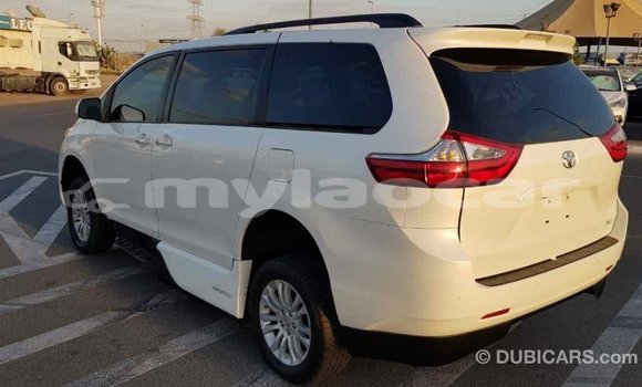 Buy Import Toyota Sienna White Car in Import - Dubai in Attapeu Province Buy Import Toyota Sienna White Car in Import - Dubai in Attapeu Province