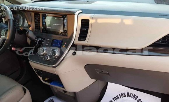 Buy Import Toyota Sienna White Car in Import - Dubai in Attapeu Province Buy Import Toyota Sienna White Car in Import - Dubai in Attapeu Province