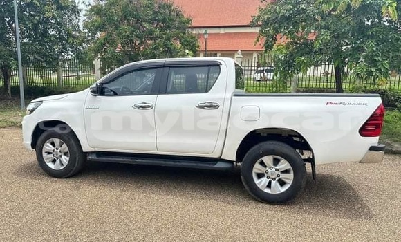 Buy Used Toyota Hilux Other Car in Vientiane in Vientiane Province Buy Used Toyota Hilux Other Car in Vientiane in Vientiane Province