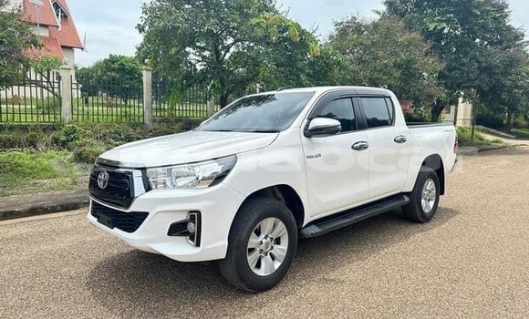 Buy Used Toyota Hilux Other Car in Vientiane in Vientiane Province Buy Used Toyota Hilux Other Car in Vientiane in Vientiane Province