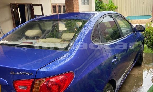 Buy Used Hyundai Elantra Blue Car in Vientiane in Vientiane Province Buy Used Hyundai Elantra Blue Car in Vientiane in Vientiane Province