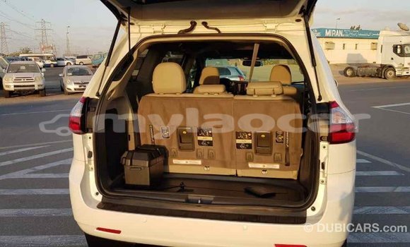 Buy Import Toyota Sienna White Car in Import - Dubai in Attapeu Province Buy Import Toyota Sienna White Car in Import - Dubai in Attapeu Province