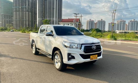 ຊື້ ໃຊ້ແລ້ວ Toyota Hilux White ລົດ ໃນ Vientiane ໃນ Vientiane Province ຊື້ ໃຊ້ແລ້ວ Toyota Hilux White ລົດ ໃນ Vientiane ໃນ Vientiane Province