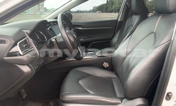 ຊື້ ໃຊ້ແລ້ວ Toyota Camry White ລົດ ໃນ Vientiane ໃນ Vientiane Province ຊື້ ໃຊ້ແລ້ວ Toyota Camry White ລົດ ໃນ Vientiane ໃນ Vientiane Province