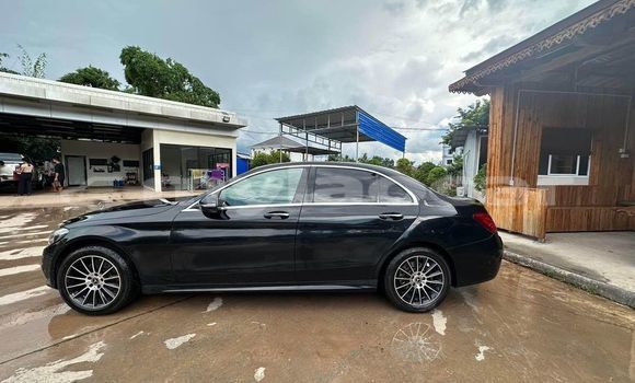 Buy Used Mercedes-Benz C–Class Black Car in Vientiane in Vientiane Province Buy Used Mercedes-Benz C–Class Black Car in Vientiane in Vientiane Province