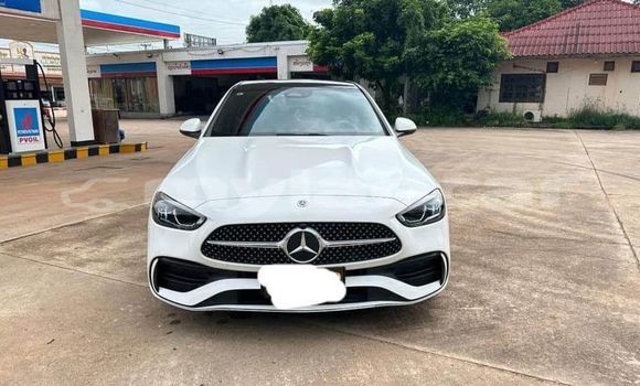 Buy Used Mercedes-Benz C–Class White Car in Vientiane in Vientiane Province Buy Used Mercedes-Benz C–Class White Car in Vientiane in Vientiane Province