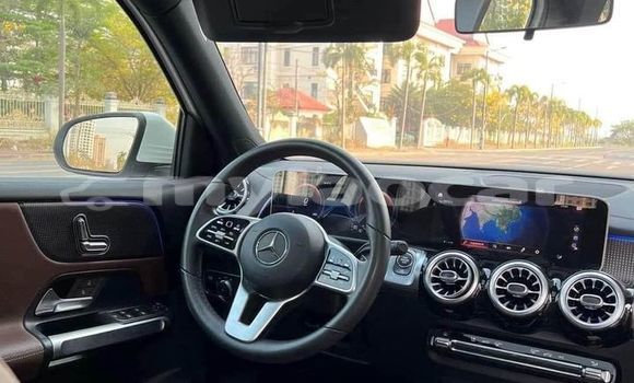 Buy Used Mercedes-Benz G-klasse White Car in Vientiane in Vientiane Province Buy Used Mercedes-Benz G-klasse White Car in Vientiane in Vientiane Province