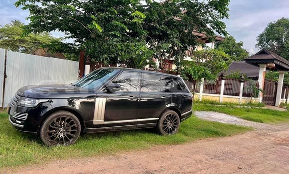 Buy Used Range Rover Range Rover Black Car in Vientiane in Vientiane Province Buy Used Range Rover Range Rover Black Car in Vientiane in Vientiane Province