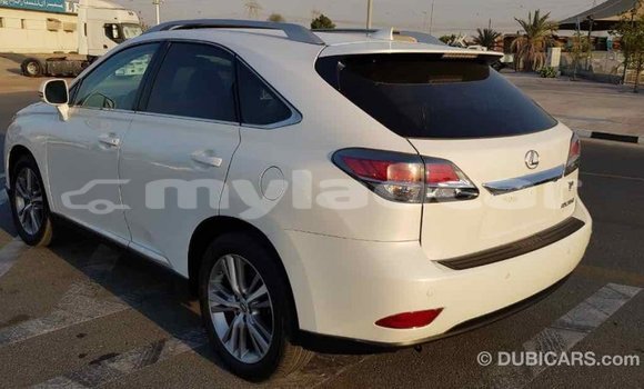 Acheter Import Voiture Lexus RX 350 Blanc à Import - Dubai, Attapeu Province Acheter Import Voiture Lexus RX 350 Blanc à Import - Dubai, Attapeu Province