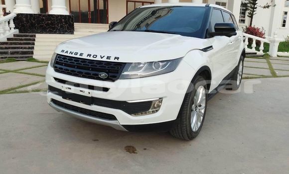 Buy Used Range Rover Range Rover White Car in Vientiane in Vientiane Province Buy Used Range Rover Range Rover White Car in Vientiane in Vientiane Province