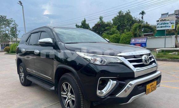 Buy Used Toyota Fortuner Black Car in Vientiane in Vientiane Province Buy Used Toyota Fortuner Black Car in Vientiane in Vientiane Province