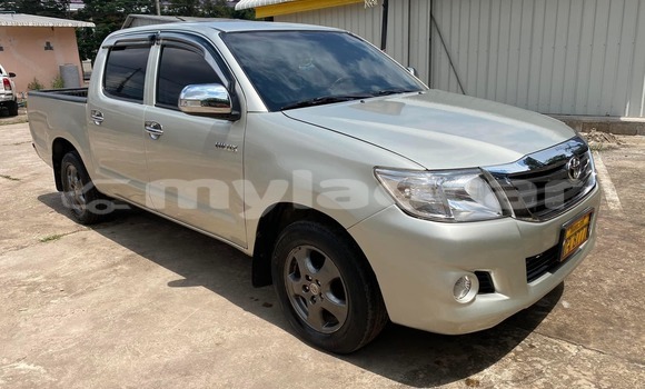 Buy Used Toyota Hilux Other Car in Vientiane in Vientiane Province Buy Used Toyota Hilux Other Car in Vientiane in Vientiane Province