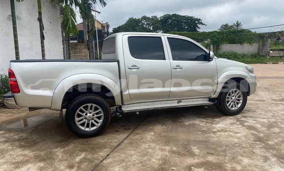 Buy Used Toyota Hilux Other Car in Vientiane in Vientiane Province Buy Used Toyota Hilux Other Car in Vientiane in Vientiane Province