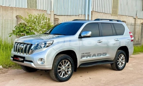 Buy Used Toyota Prado Other Car in Vientiane in Vientiane Province Buy Used Toyota Prado Other Car in Vientiane in Vientiane Province