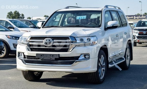 Buy Import Toyota Land Cruiser White Car in Import - Dubai in Attapeu Province Buy Import Toyota Land Cruiser White Car in Import - Dubai in Attapeu Province