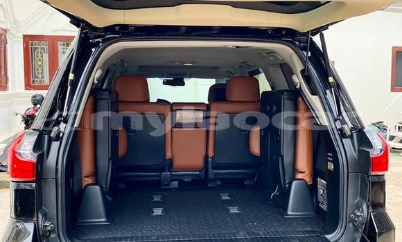 Buy Used Lexus LX 570 Black Car in Vientiane in Vientiane Province Buy Used Lexus LX 570 Black Car in Vientiane in Vientiane Province