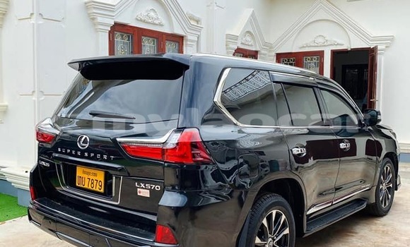 Buy Used Lexus LX 570 Black Car in Vientiane in Vientiane Province Buy Used Lexus LX 570 Black Car in Vientiane in Vientiane Province