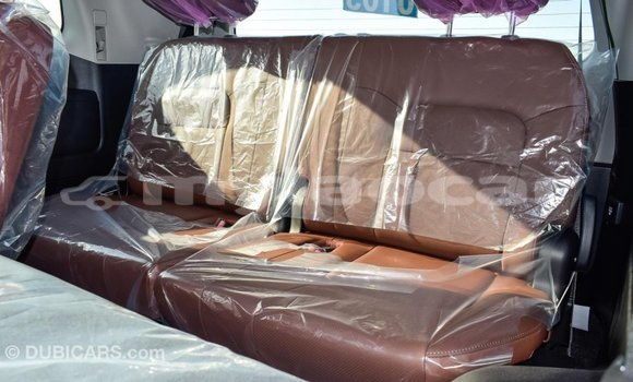 Buy Import Toyota Land Cruiser White Car in Import - Dubai in Attapeu Province Buy Import Toyota Land Cruiser White Car in Import - Dubai in Attapeu Province