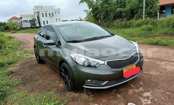 Buy Used Kia Sorento Other Car in Vientiane in Vientiane Province Buy Used Kia Sorento Other Car in Vientiane in Vientiane Province
