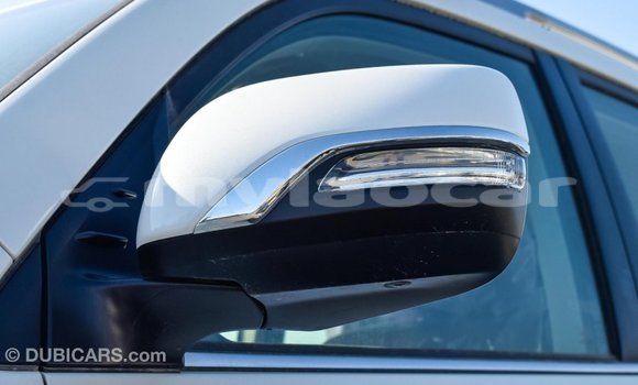 Buy Import Toyota Land Cruiser White Car in Import - Dubai in Attapeu Province Buy Import Toyota Land Cruiser White Car in Import - Dubai in Attapeu Province