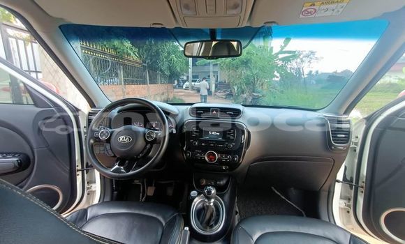Buy Used Kia Carstar White Car in Vientiane in Vientiane Province Buy Used Kia Carstar White Car in Vientiane in Vientiane Province
