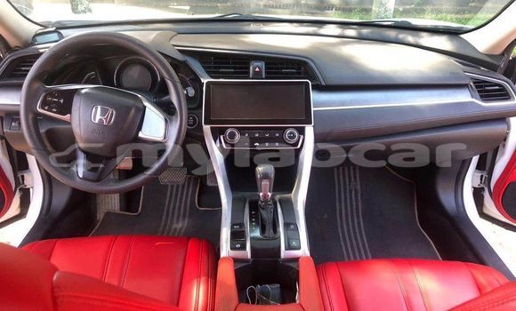 Buy Used Honda Civic White Car in Vientiane in Vientiane Province Buy Used Honda Civic White Car in Vientiane in Vientiane Province