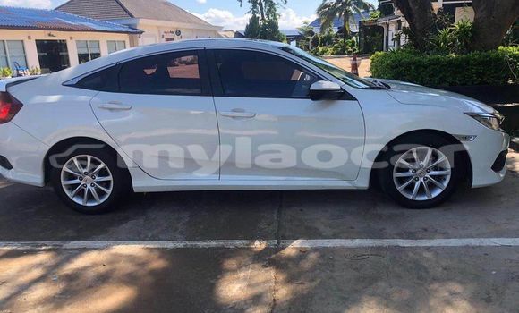 Buy Used Honda Civic White Car in Vientiane in Vientiane Province Buy Used Honda Civic White Car in Vientiane in Vientiane Province
