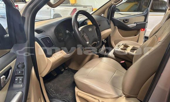 Buy Used Hyundai H1 Other Car in Vientiane in Vientiane Province Buy Used Hyundai H1 Other Car in Vientiane in Vientiane Province