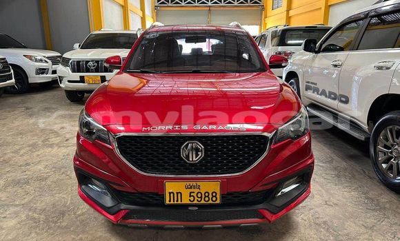 Buy Used MG GS Red Car in Vientiane in Vientiane Province Buy Used MG GS Red Car in Vientiane in Vientiane Province
