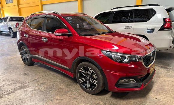 Buy Used MG GS Red Car in Vientiane in Vientiane Province Buy Used MG GS Red Car in Vientiane in Vientiane Province