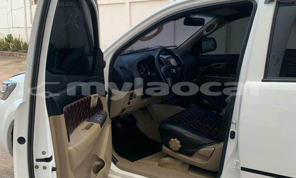 Buy Used Toyota Hiluxe VIGO White Car in Vientiane in Vientiane Province Buy Used Toyota Hiluxe VIGO White Car in Vientiane in Vientiane Province