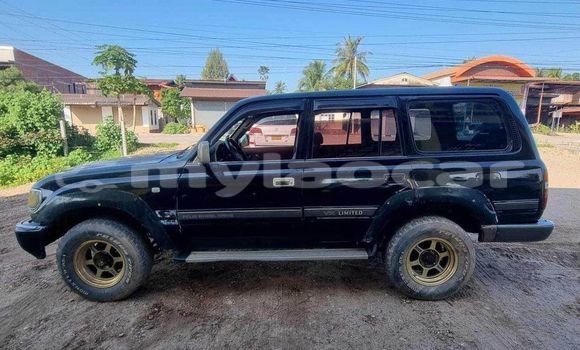 Buy Used Toyota Land Cruiser Black Car in Vientiane in Vientiane Province Buy Used Toyota Land Cruiser Black Car in Vientiane in Vientiane Province