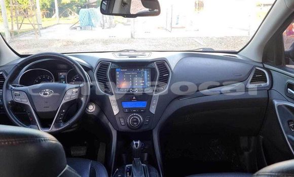 Buy Used Hyundai Santa Fe Black Car in Vientiane in Vientiane Province Buy Used Hyundai Santa Fe Black Car in Vientiane in Vientiane Province