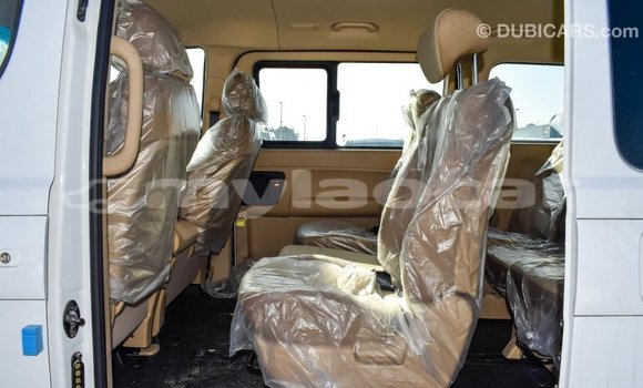 ຊື້ ການ ນຳ ເຂົ້າ Hyundai Accent White ລົດ ໃນ Import - Dubai ໃນ Attapeu Province ຊື້ ການ ນຳ ເຂົ້າ Hyundai Accent White ລົດ ໃນ Import - Dubai ໃນ Attapeu Province