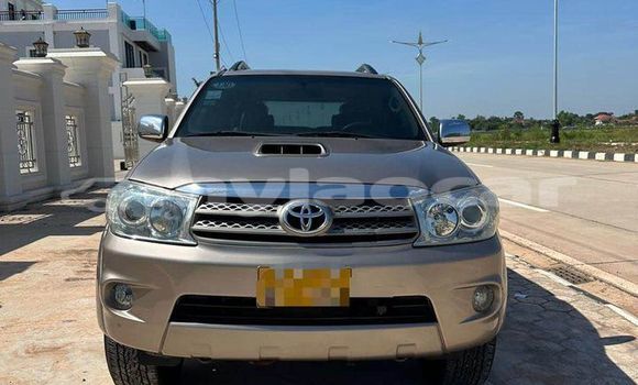 Buy Used Toyota Fortuner Other Car in Vientiane in Vientiane Province Buy Used Toyota Fortuner Other Car in Vientiane in Vientiane Province