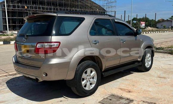 Buy Used Toyota Fortuner Other Car in Vientiane in Vientiane Province Buy Used Toyota Fortuner Other Car in Vientiane in Vientiane Province