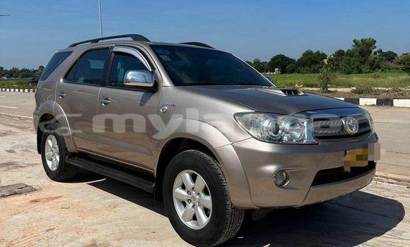 Buy Used Toyota Fortuner Other Car in Vientiane in Vientiane Province Buy Used Toyota Fortuner Other Car in Vientiane in Vientiane Province