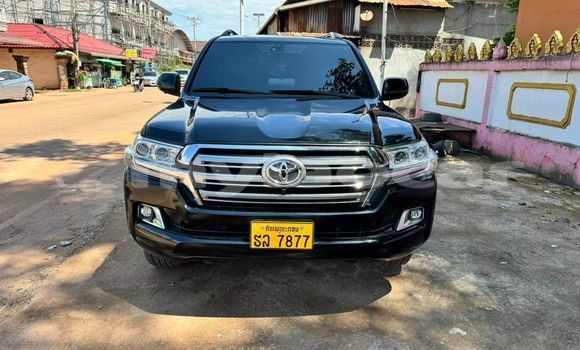 Buy Used Toyota Land Cruiser Black Car in Vientiane in Vientiane Province Buy Used Toyota Land Cruiser Black Car in Vientiane in Vientiane Province